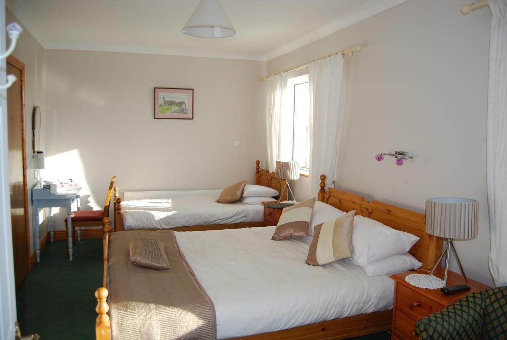 Clonmore Lodge B&B Quilty Quarto foto
