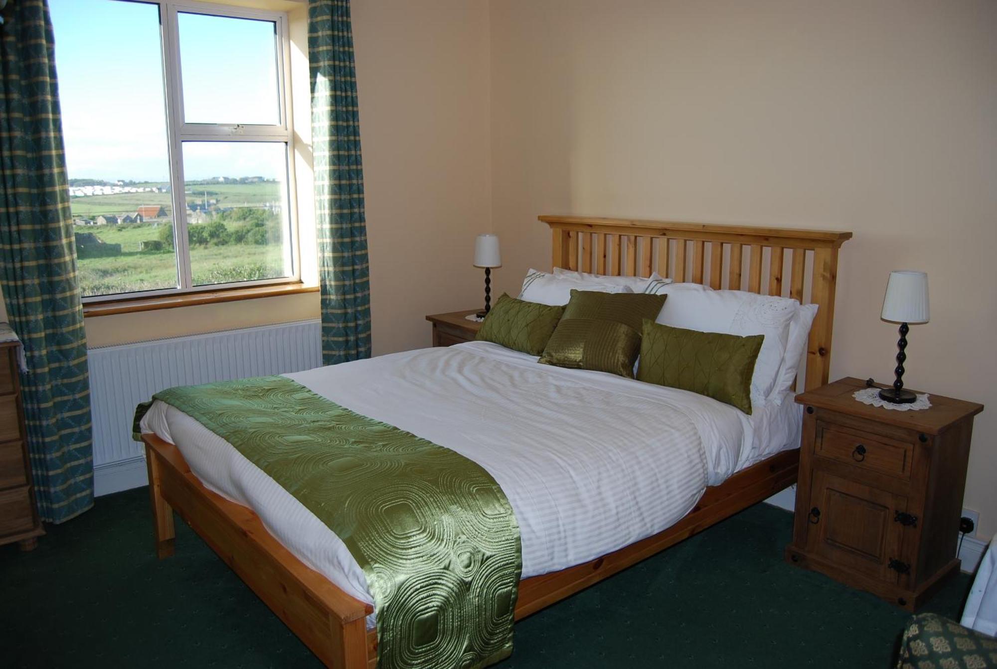 Clonmore Lodge B&B Quilty Exterior foto